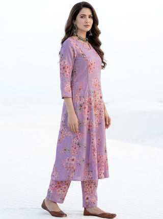 Aina Dilara Kali Kurta