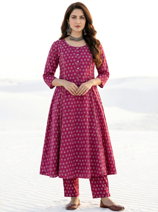 Aina Isra Kali Kurta
