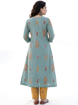 Roz Seema Set Of Cotton Linen Kurta Pants Dupatta