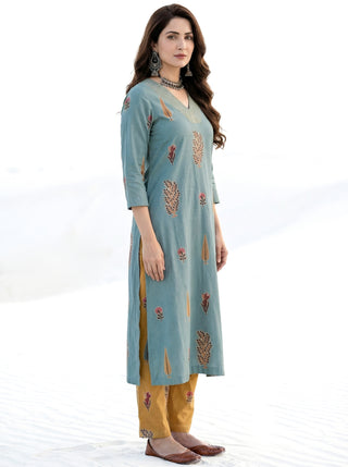 Roz Seema Set Of Cotton Linen Kurta Pants Dupatta