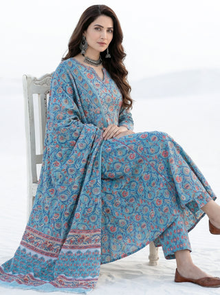 Aina Saima Set Of Kali Kurta Pants Dupatta