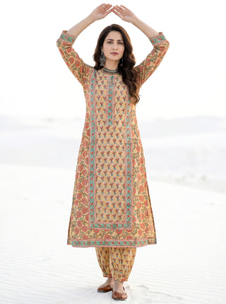Aina Faghir Set Of Kurta Pants Kota Dupatta