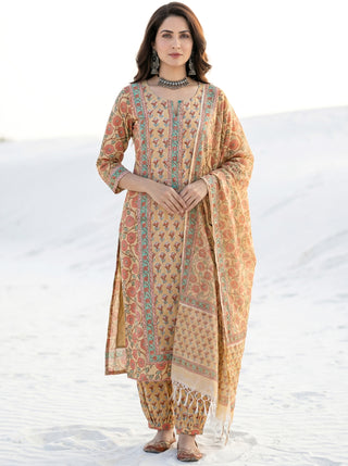 Aina Faghir Set Of Kurta Pants Kota Dupatta