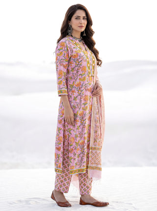 Aina Fiza Set Of Straight Kurta Pants Kota Dupatta