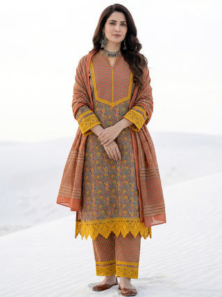 Aina Aizya Set Of Kurta Pants Dupatta