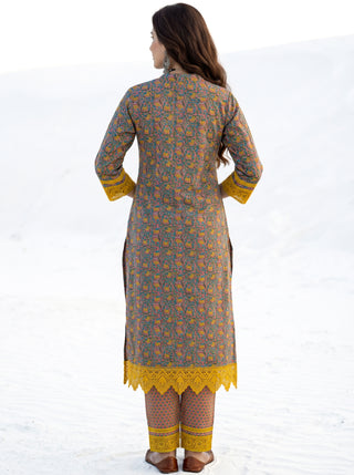 Aina Aizya Straight Kurta