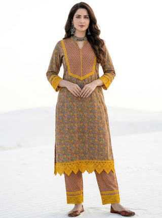 Aina Aizya Straight Kurta