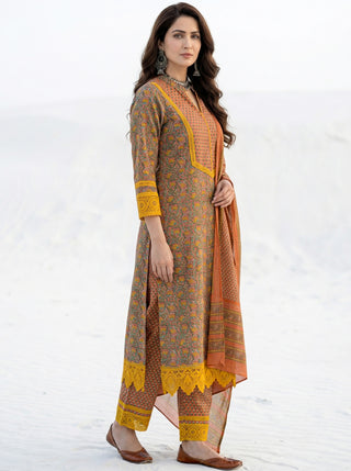 Aina Aizya Set Of Kurta Pants Dupatta