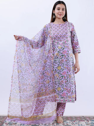 Roz Veena Set Of Kurta Pants Kota Doria Dupatta