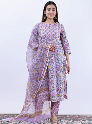 Roz Veena Set Of Kurta Pants Kota Doria Dupatta