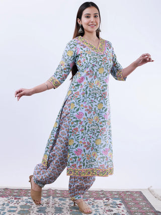 Roz Wasi Set Of Kurta Pants Kota Doria Dupatta
