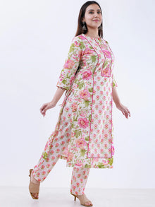 Roz Deepti Straight Kurta