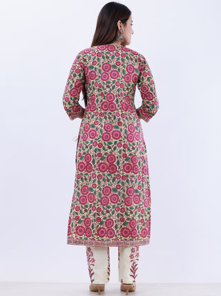 Roz Avni Set Of Kurta Pants Kota Doria Dupatta