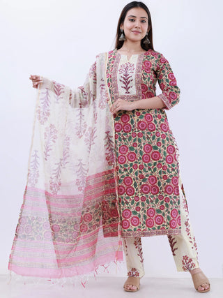 Roz Avni Set Of Kurta Pants Kota Doria Dupatta