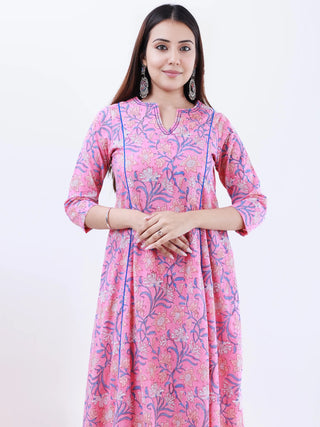 Roz Neeti Set Of Kali Kurta Pants Dupatta