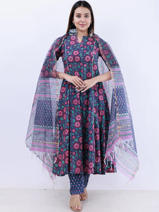 Roz Fanaa Set Of Kali Kurta Pants Kota Doria Dupatta