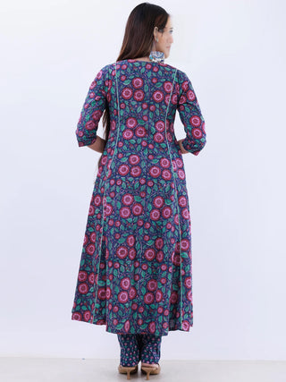 Roz Fanaa Set Of Kali Kurta Pants Kota Doria Dupatta