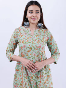 Roz Midha Kali Kurta