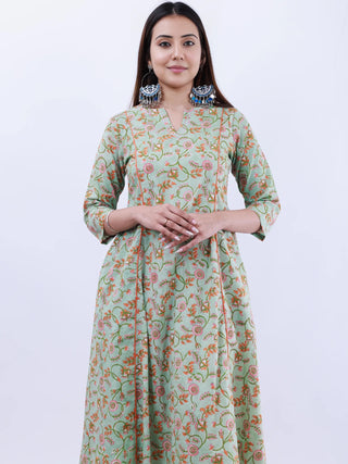 Roz Midha Kali Kurta