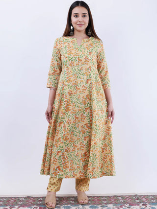 Roz Aramya Set Of Kali Kurta Pants Dupatta