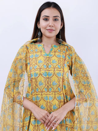 Roz Nutan Set Of Kali Kurta Pants Kota Doria Dupatta