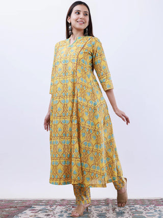 Roz Nutan Kali Kurta