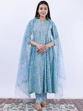 Roz Jashn Set Of Kali Kurta Pants Kota Doria Dupatta