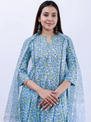 Roz Jashn Set Of Kali Kurta Pants Kota Doria Dupatta