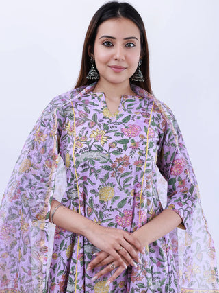 Roz Deepa Set Of Kali Kurta Pants Dupatta