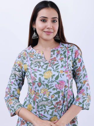 Roz Aditi Set Of Kali Kurta Pants Dupatta