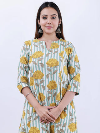 Roz Samaira Set Of Kali Kurta Pants Kota Doria Dupatta