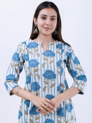 Roz Nidra Set Of Kali Kurta Pants Kota Doria Dupatta