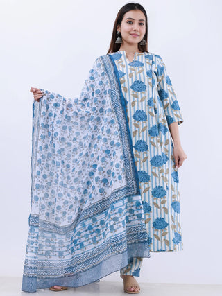 Roz Nidra Set Of Kali Kurta Pants Kota Doria Dupatta