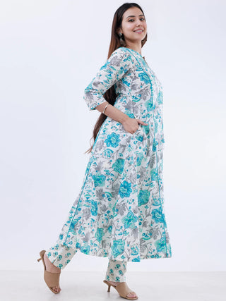 Roz Minal Set Of Kali Kurta Pants Dupatta