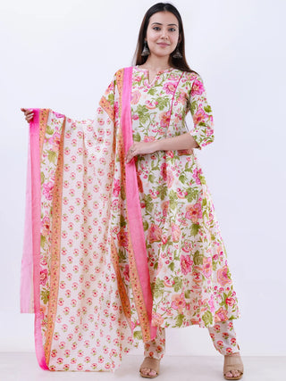 Roz Diva Set Of Kali Kurta Pants Dupatta