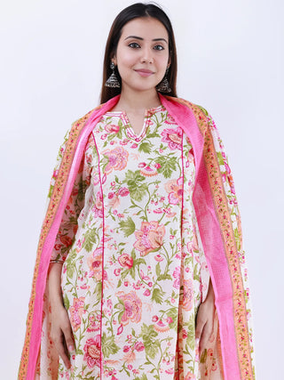 Roz Diva Set Of Kali Kurta Pants Dupatta