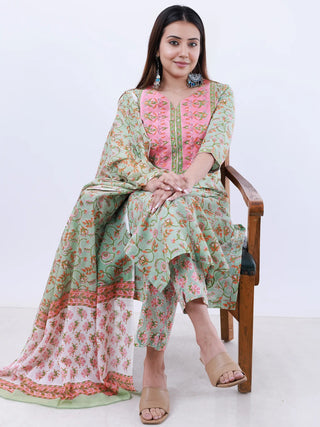 Roz Parineeta Set Of Kurta Pants Dupatta