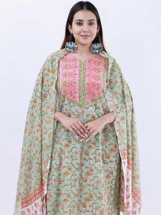 Roz Parineeta Set Of Kurta Pants Dupatta