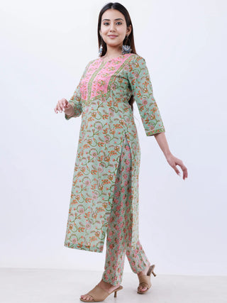 Roz Parineeta Straight Kurta