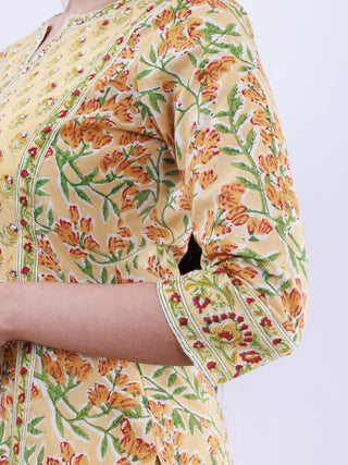 Roz Albeli Straight Kurta