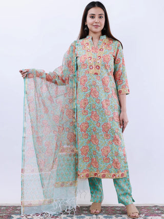 Roz Chitra Set Of Kurta Pants Kota Doria Dupatta