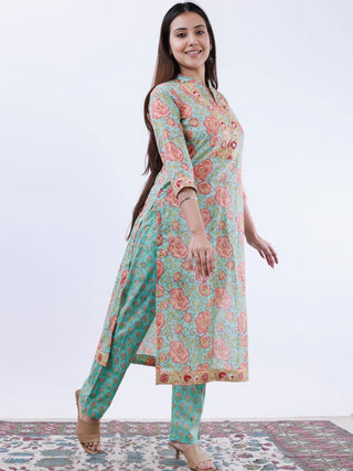 Roz Chitra Straight Kurta