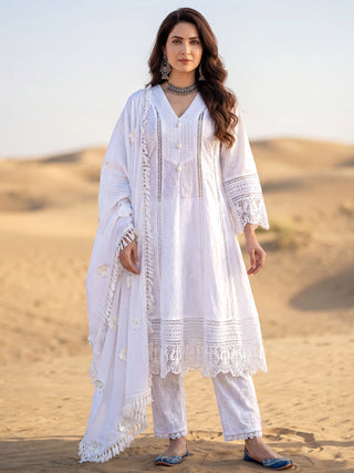 Safed Heena Set Of Anarkali Kurta Pants Dupatta