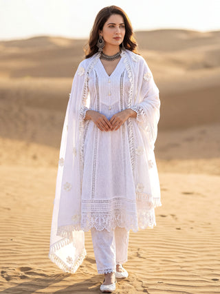 Safed Heena Set Of Anarkali Kurta Pants Dupatta