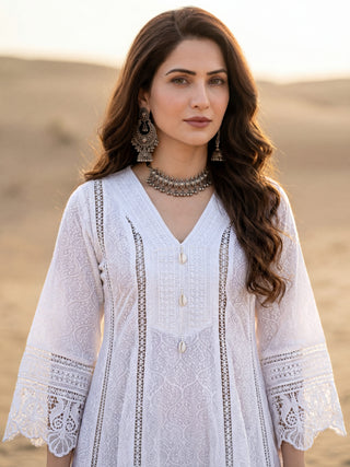 Safed Heena Set Of Anarkali Kurta Pants Dupatta