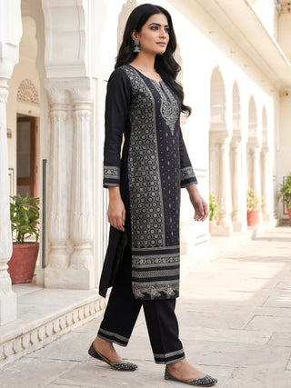 Shishir Anjika Unstitched Suit Set