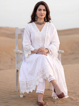 Safed Naaz Set Of Anarkali Kurta Pants Dupatta