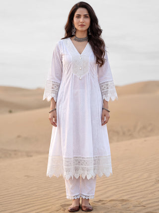 Safed Naaz Set Of Anarkali Kurta Pants Dupatta