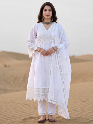 Safed Naaz Set Of Anarkali Kurta Pants Dupatta