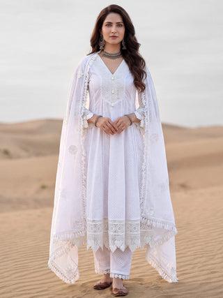 Safed Naaz Set Of Anarkali Kurta Pants Dupatta